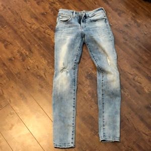 Faded wash skinny jeans